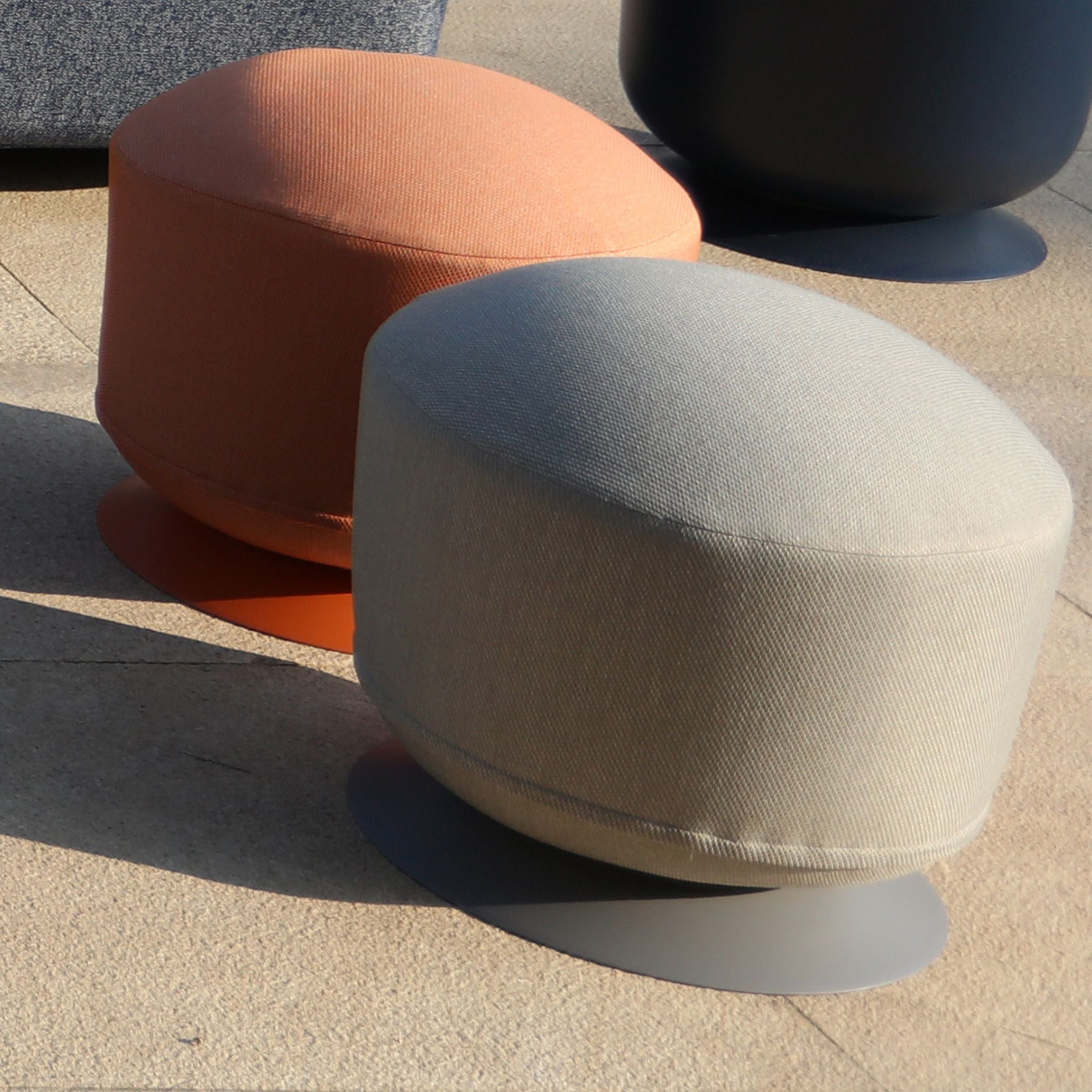 UFO Outdoor Small Stool Sand Matte Pouf Matt-UFO-Pouf