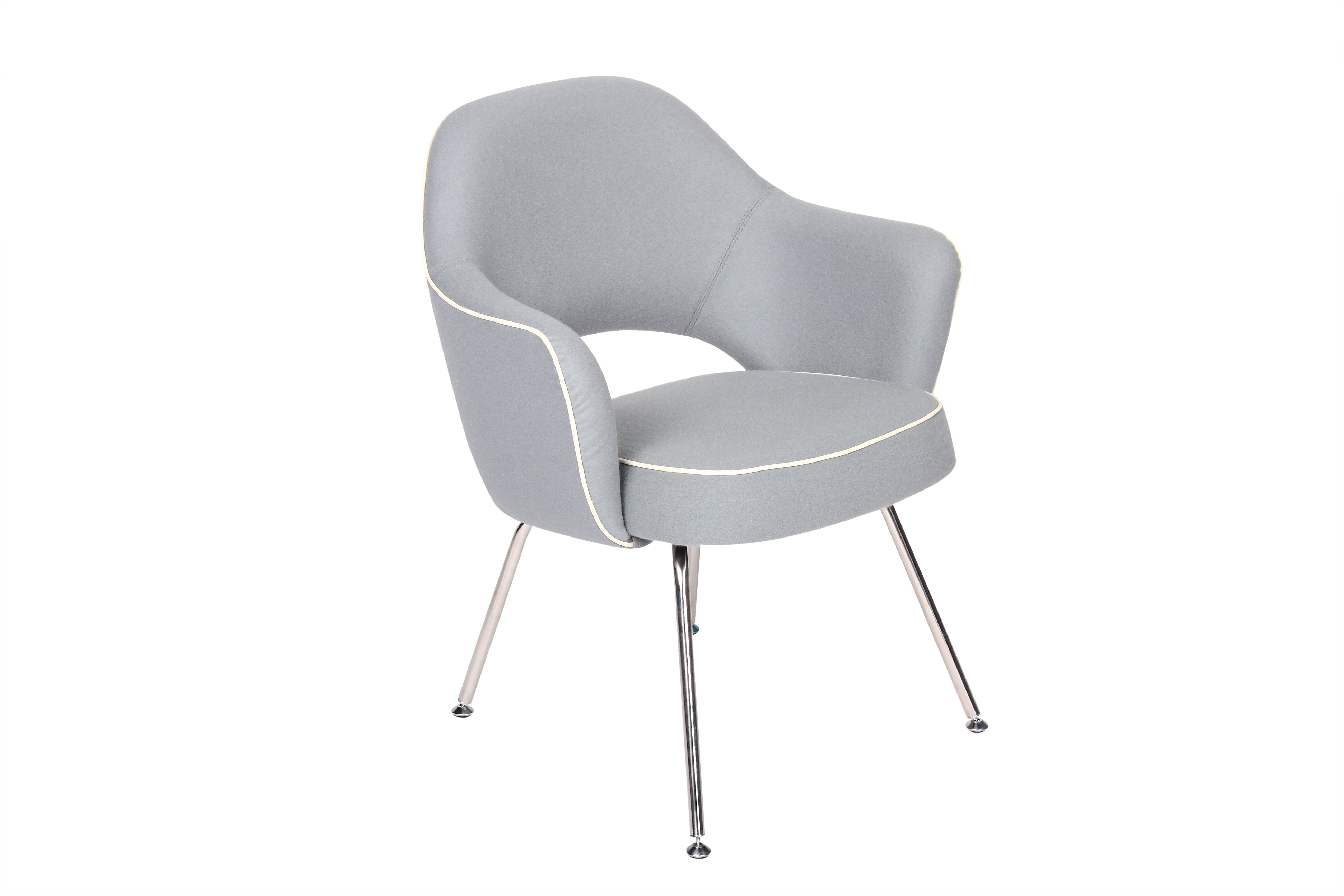 Saarinen Executive Style Armchair