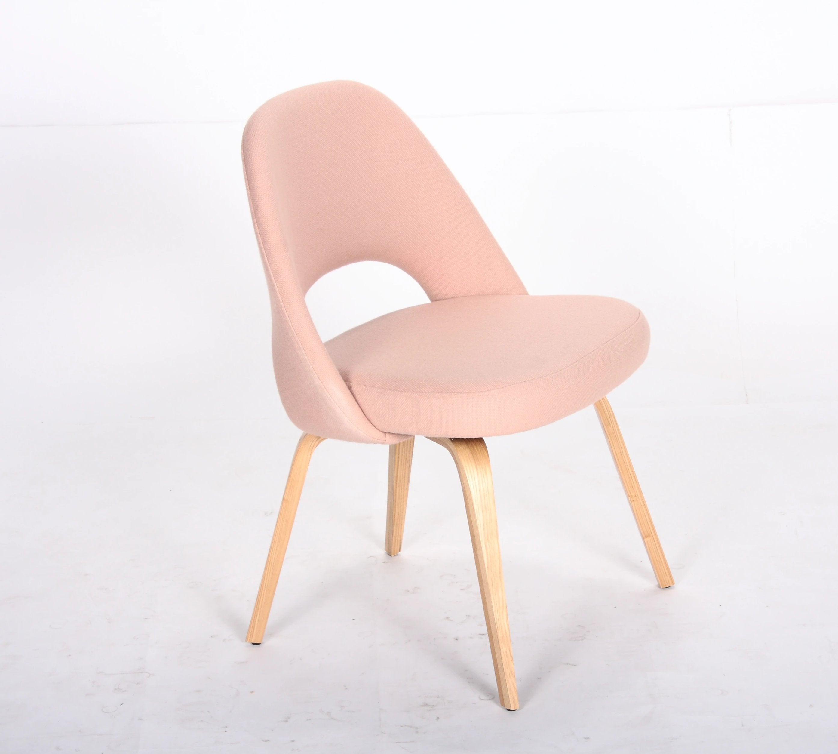 Saarinen Executive Style Chair with Wood Legs