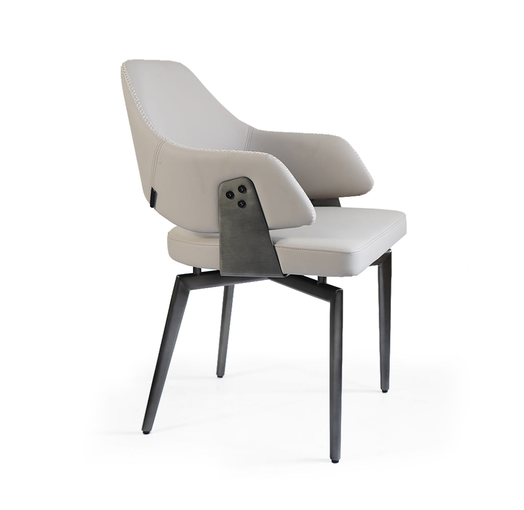 Logan Lounge Chair BC715