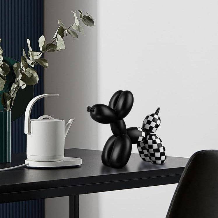 Creative Balloon Dog Ornament - Playful & Modern Living Room Decor