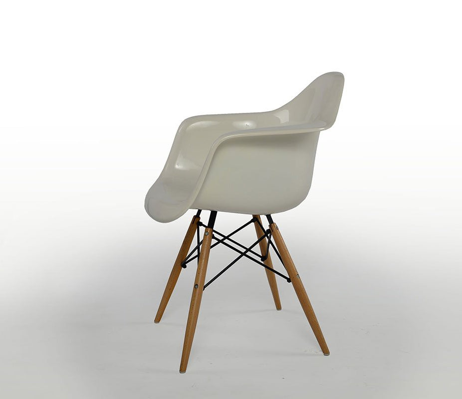 Eames DAW Style Armchair