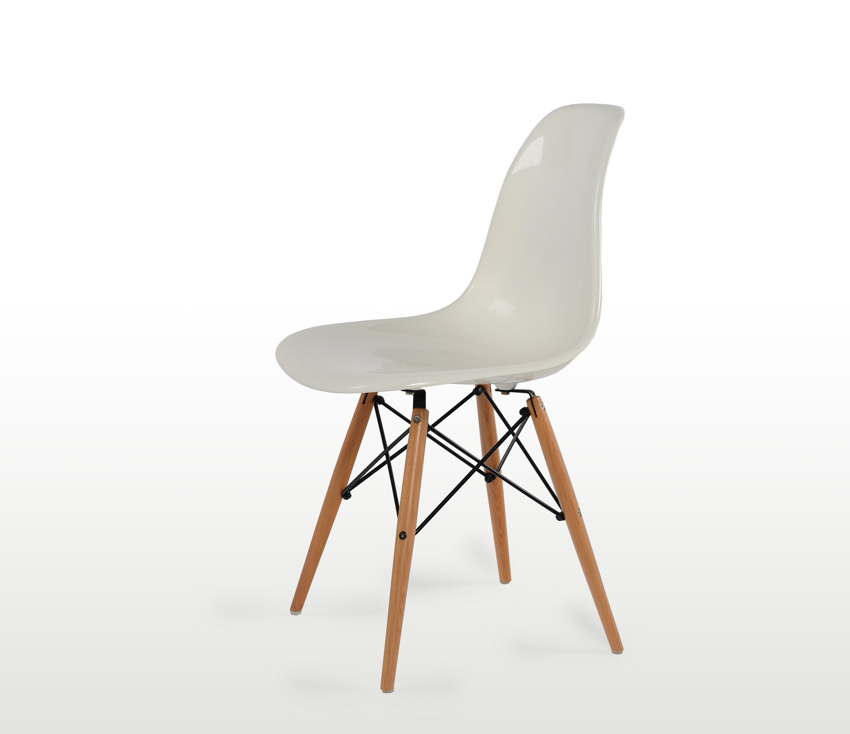 Eames Molded Fiberglass Dowel Base Side Style Chair (DFSW)