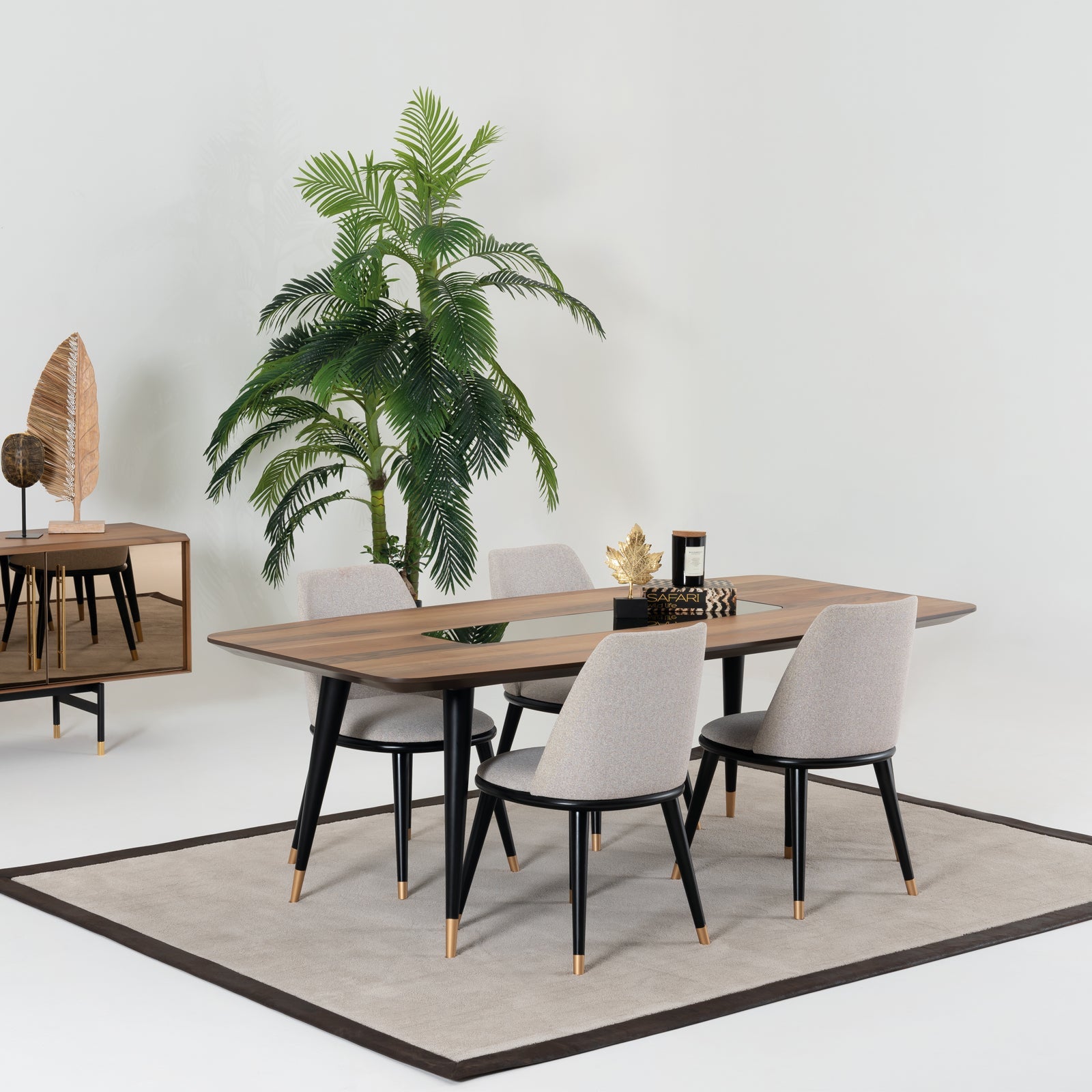 Lara Dining Table NKTLARA-DT