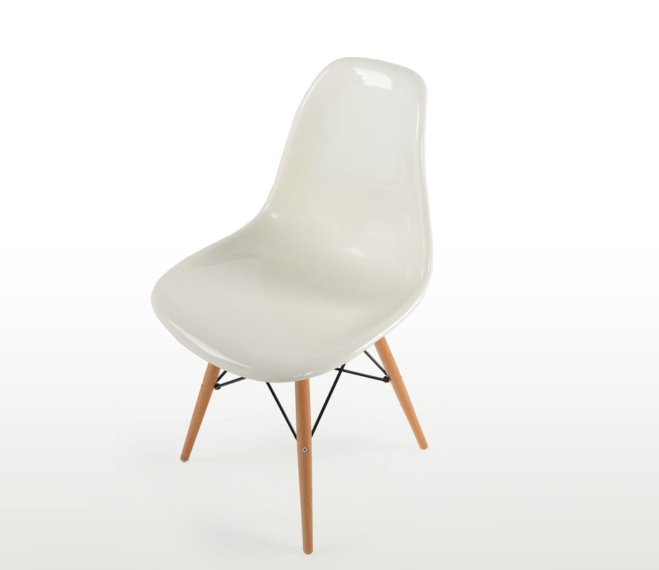 Eames Molded Fiberglass Dowel Base Side Style Chair (DFSW)