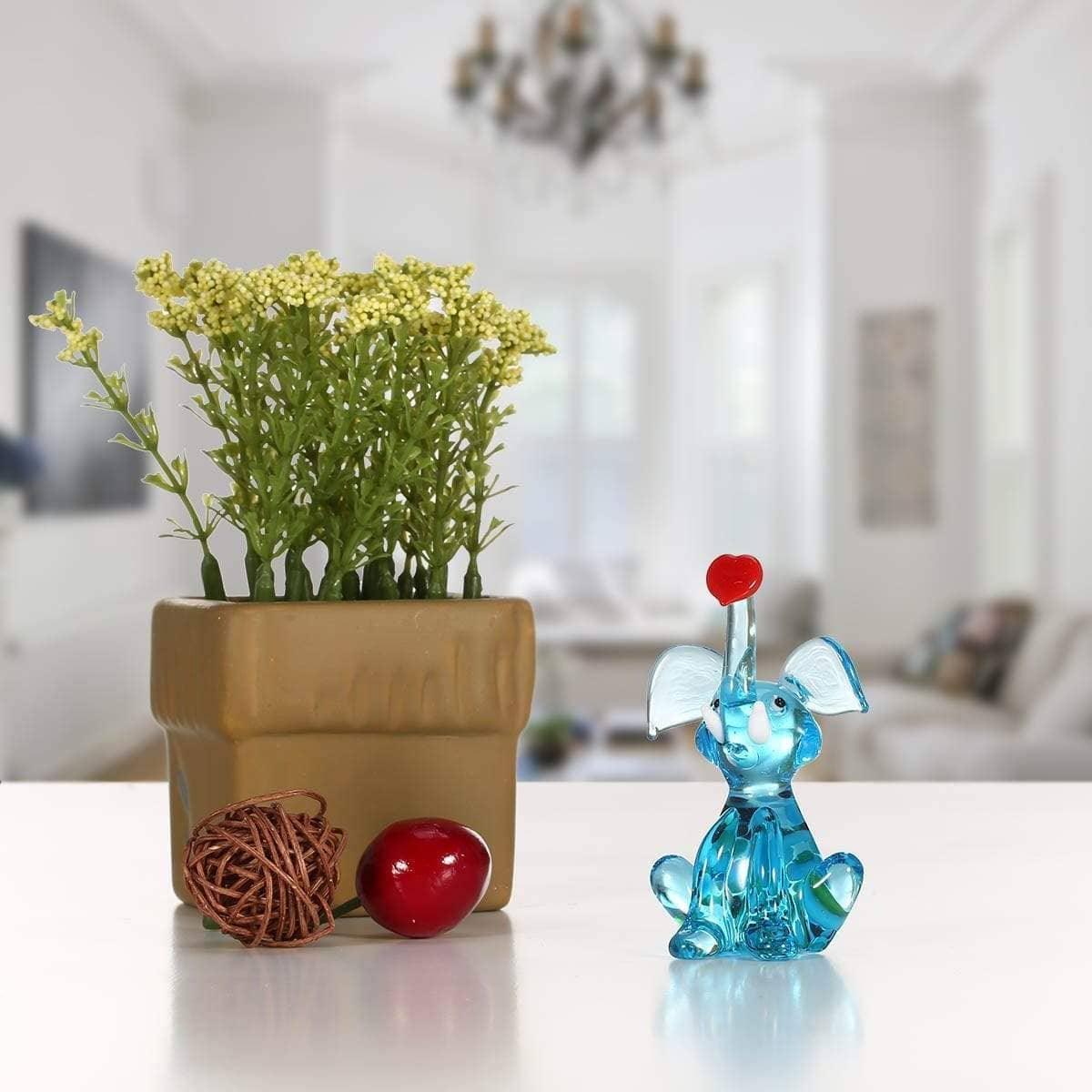 Elegant Hand-Blown Elephant: Stylish and Personalized Home Decor