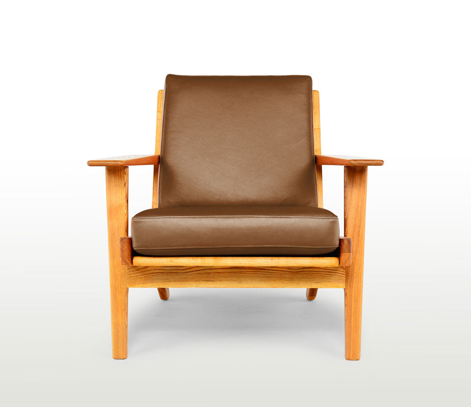 GE 290 Style Lounge Chair