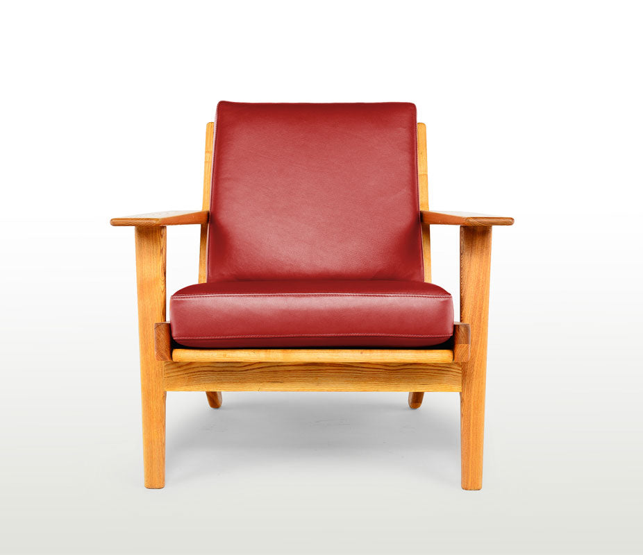 GE 290 Style Lounge Chair