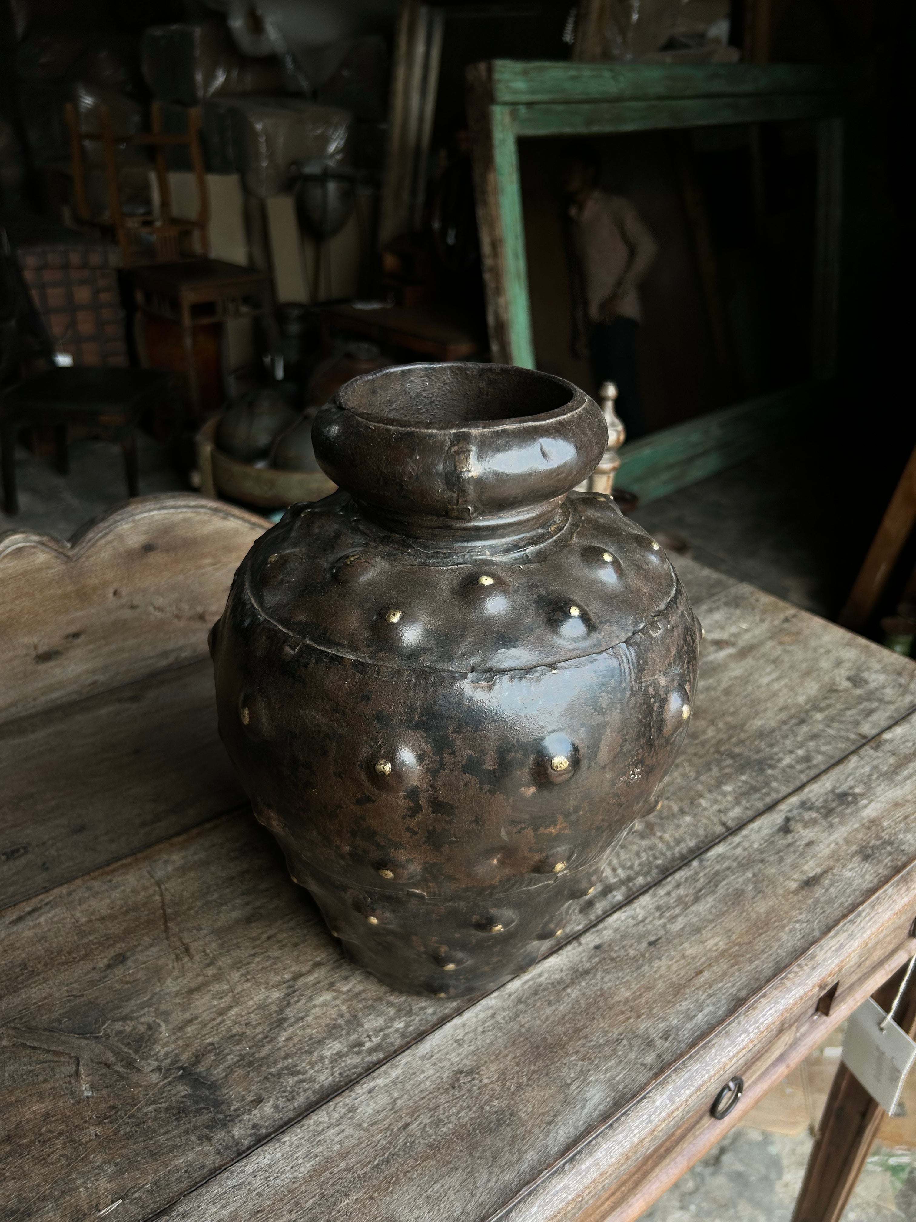 Iron Pot SC08 (W22 x D22 x H30 cm)