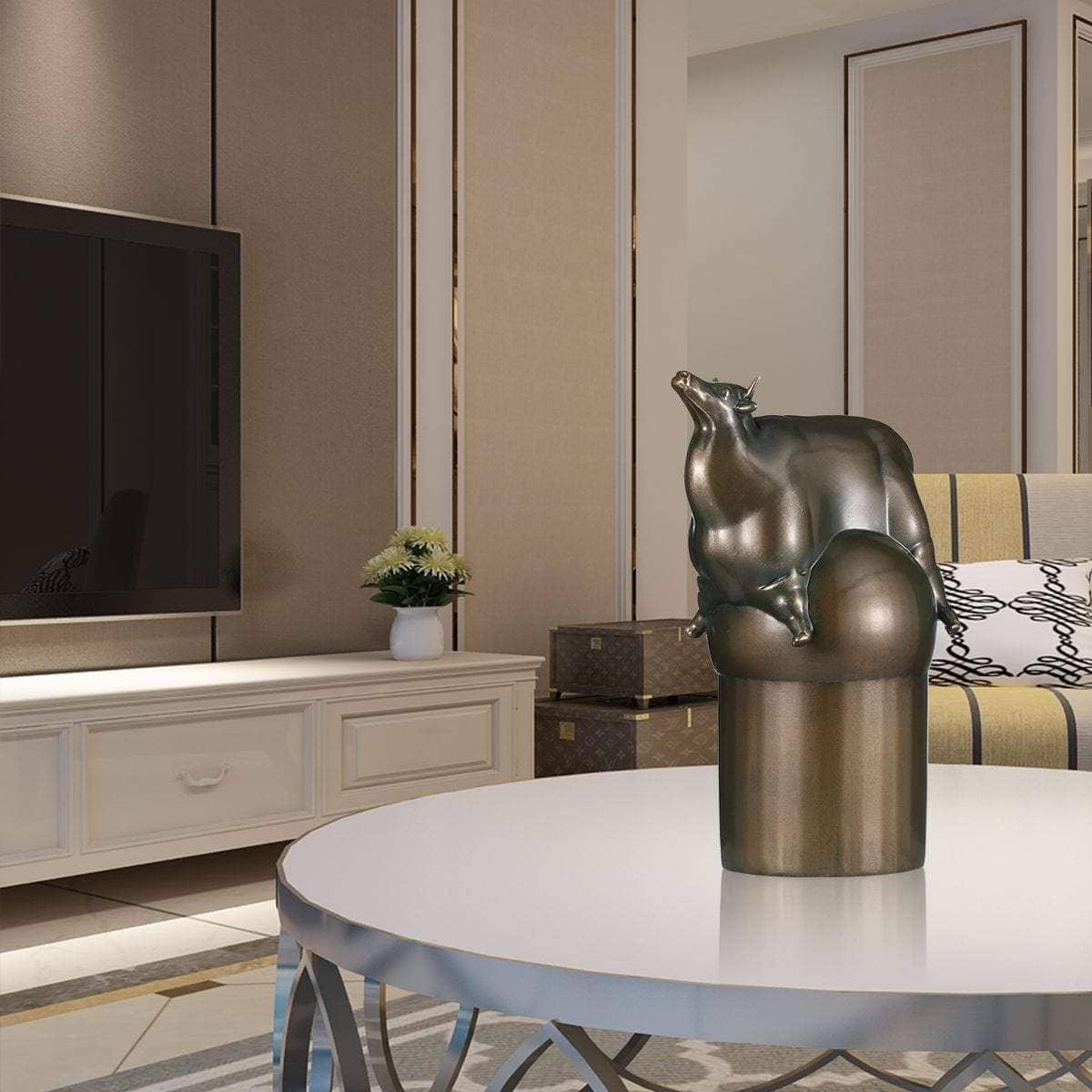 Sculptural Modern Cattle Home Decor: A Unique Statement Piece