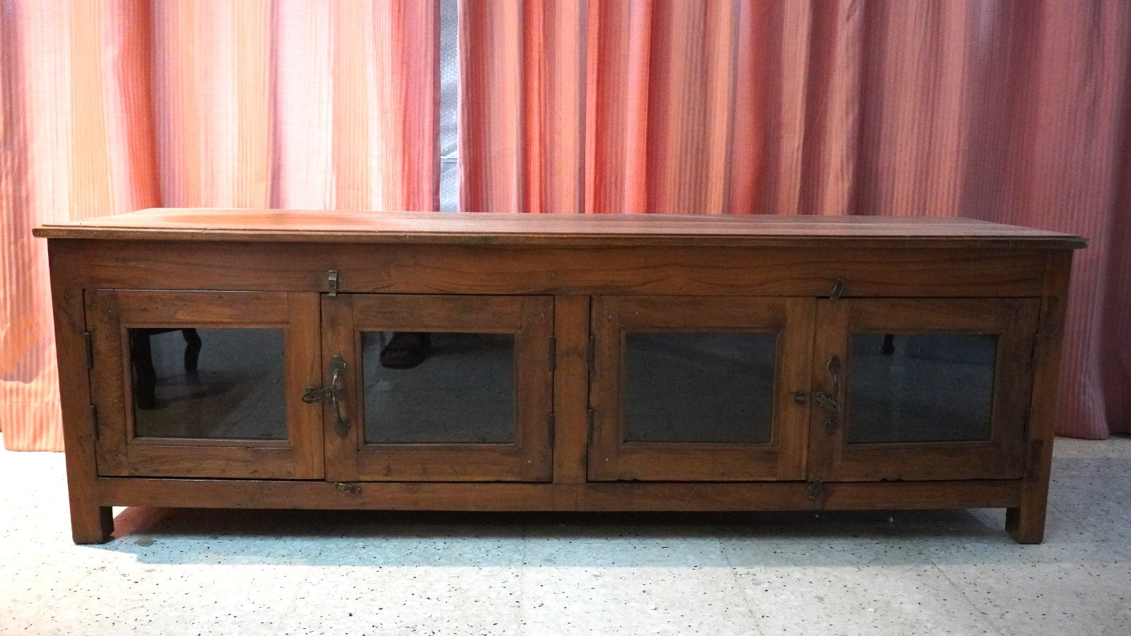 Wooden TV Cabinet MH27 (W150 X D41 X H48 cm)