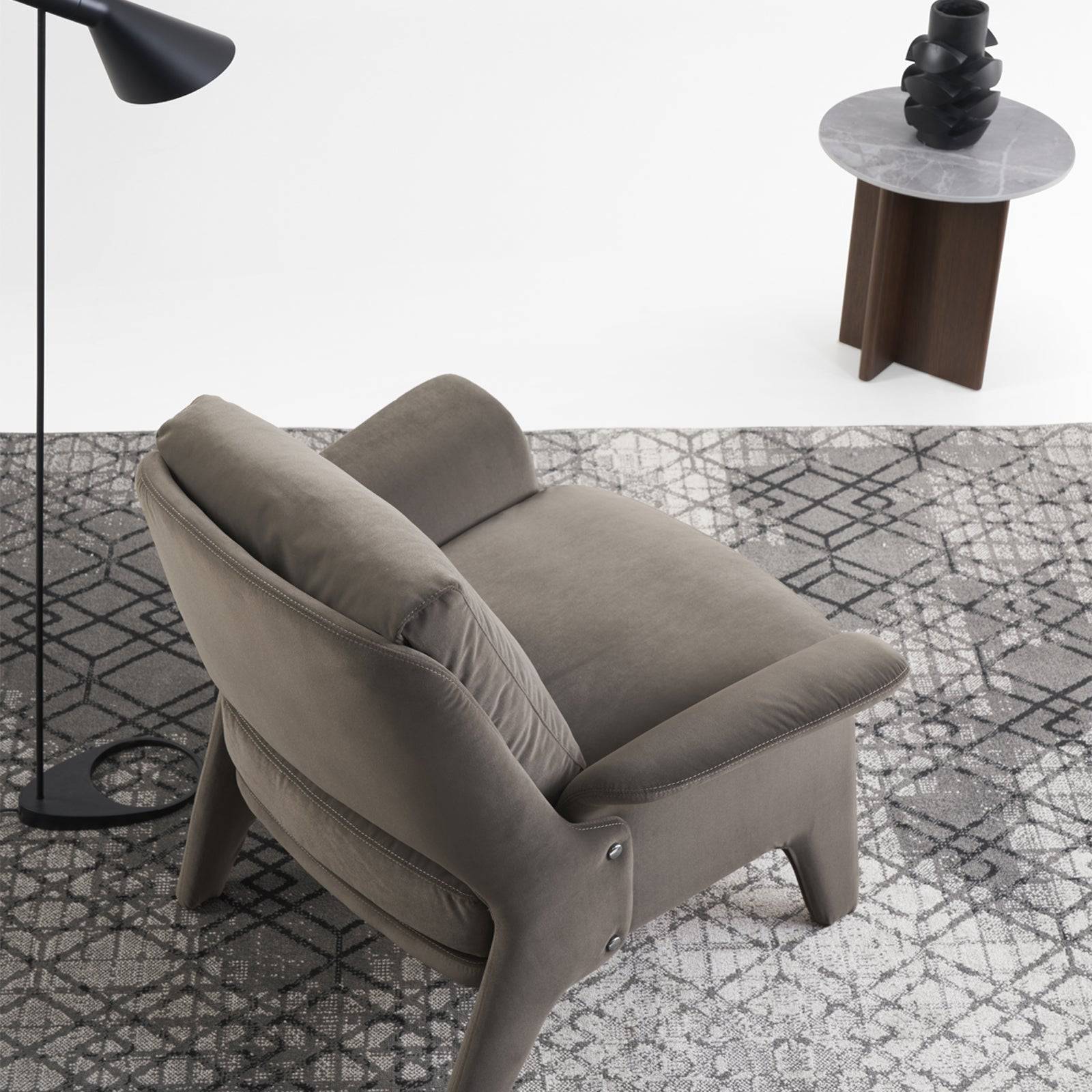 New Oslo Lounge Chair Lc065