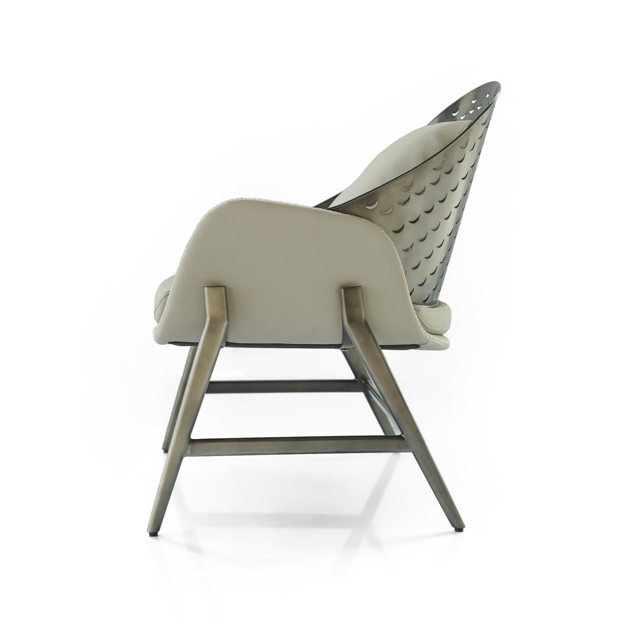 Turtle Lounge chair BC716