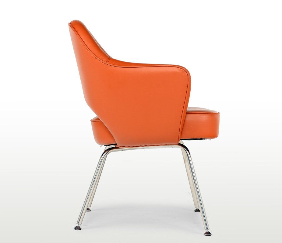 Saarinen Executive Style Armchair