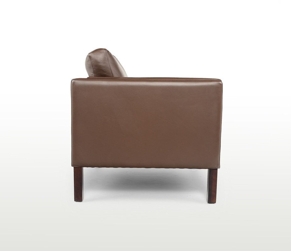 KB05 Style Armchair