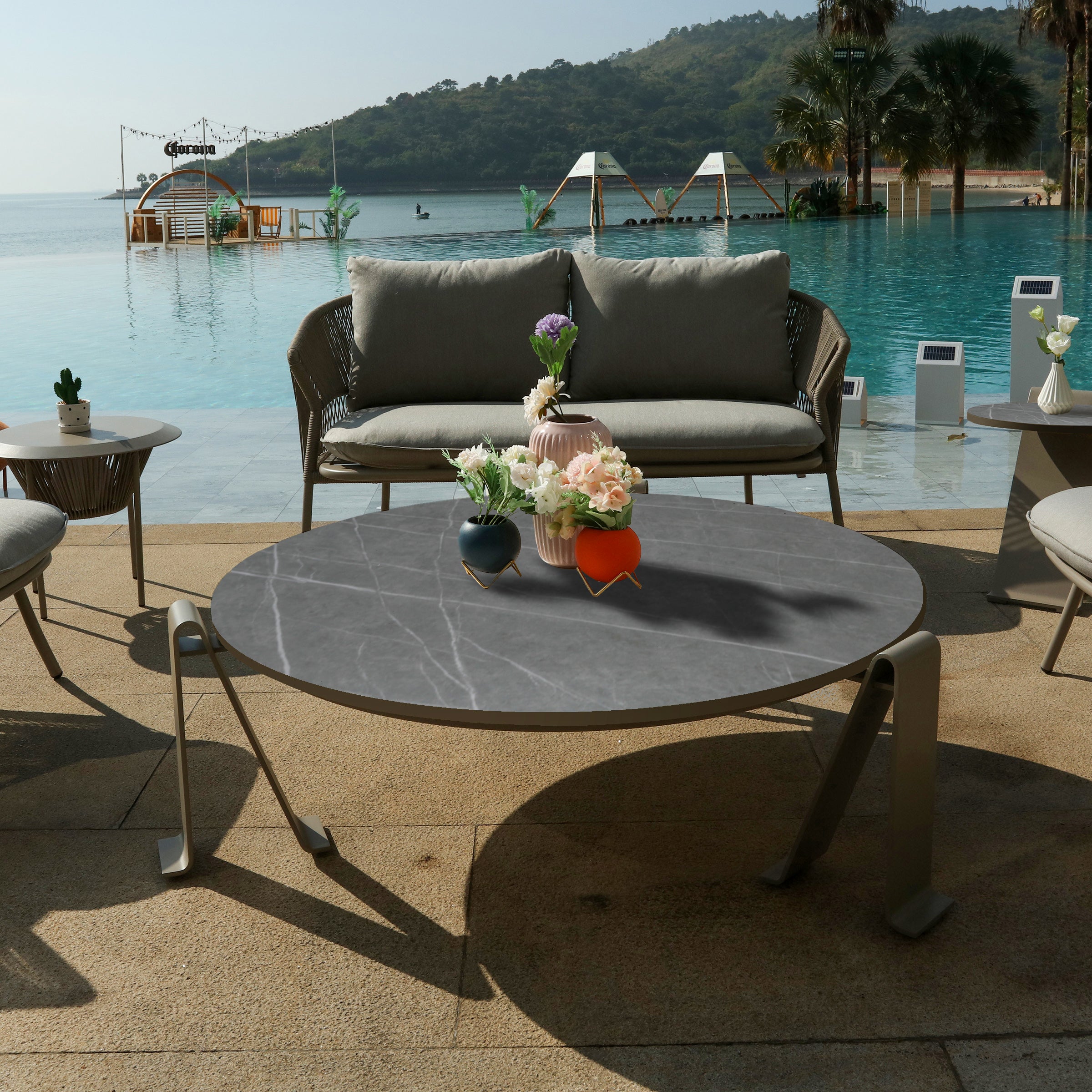 Serie R Outdoor Coffee Table-R102